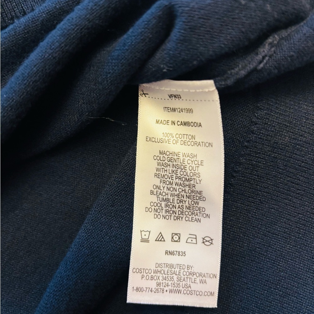 Nautica NWT Navy and White Striped Top - Picture 6 of 10